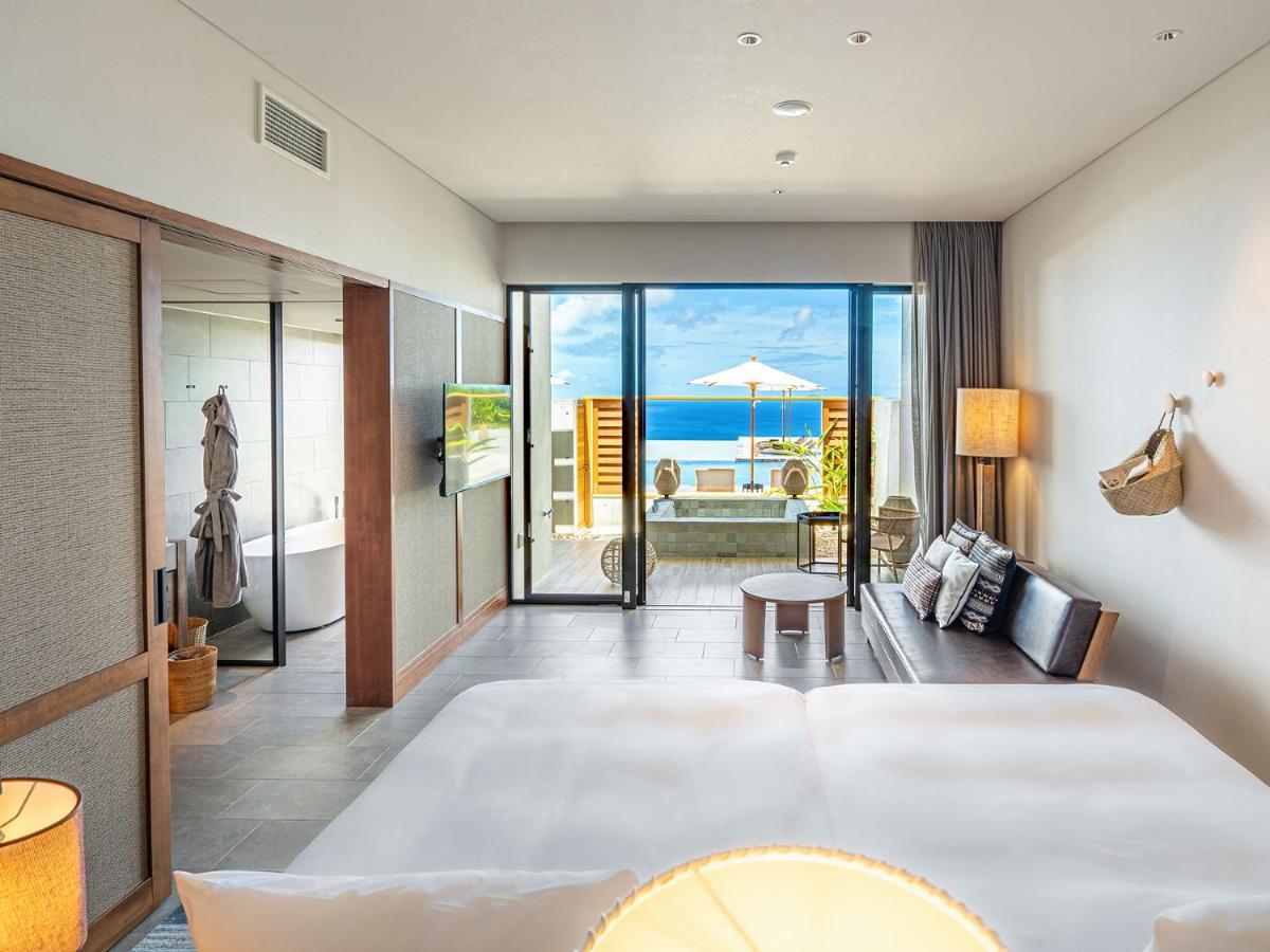 One Suite The Grand Nakijin Exteriér fotografie